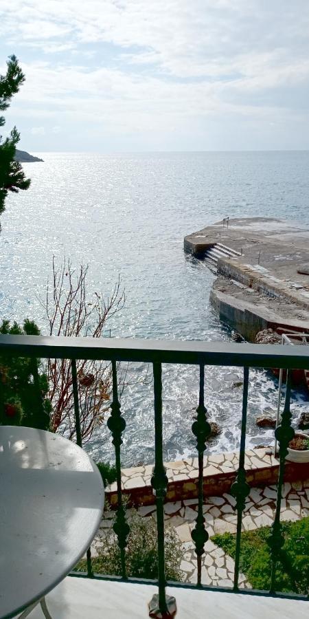 Aparthotel Gorgones, Sea-Front, Great View à Kardamyli Extérieur photo